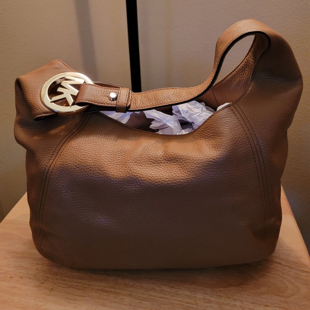 Michael Kors Fulton Slouch Bag